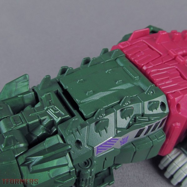 TFormers Titans Return Deluxe Skullsmasher And Grax Gallery 090 (90 of 102)